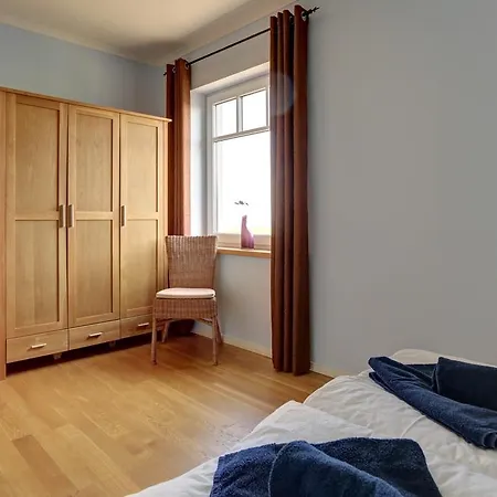 公寓 伯尔格伦德海滩公寓酒店 *